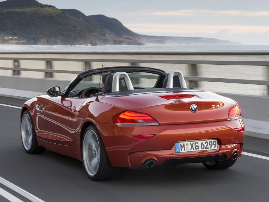  BMW Z4 sDrive 3.5is Roadster 2012 года  (фото 2 из 16)